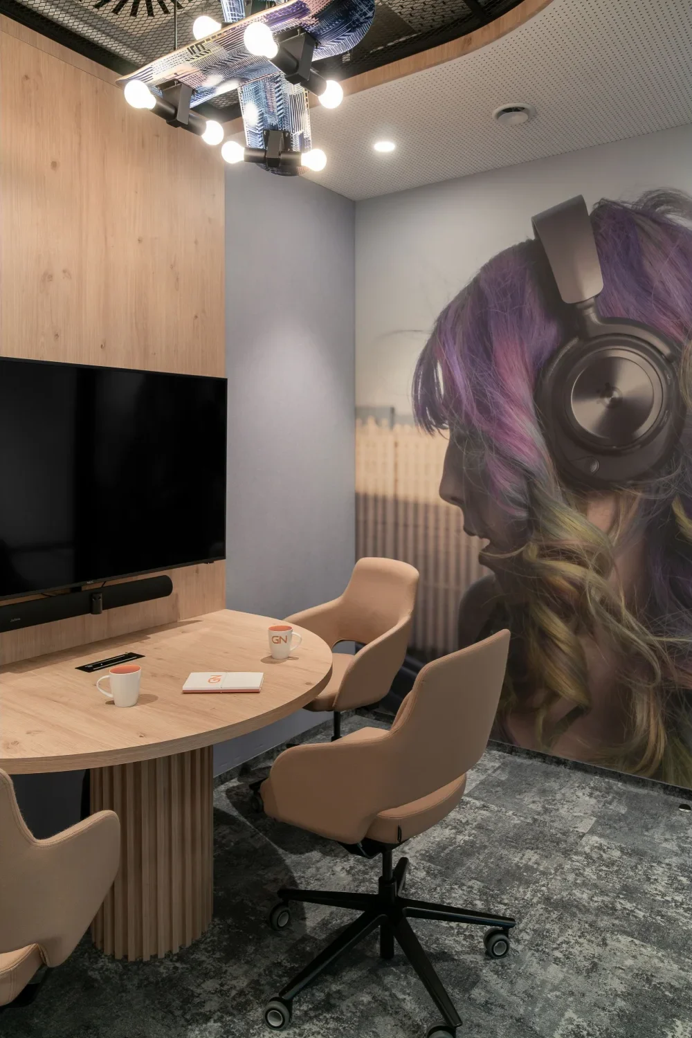 GN Polska office, Saski Crescent interior — photograph 9 of 11