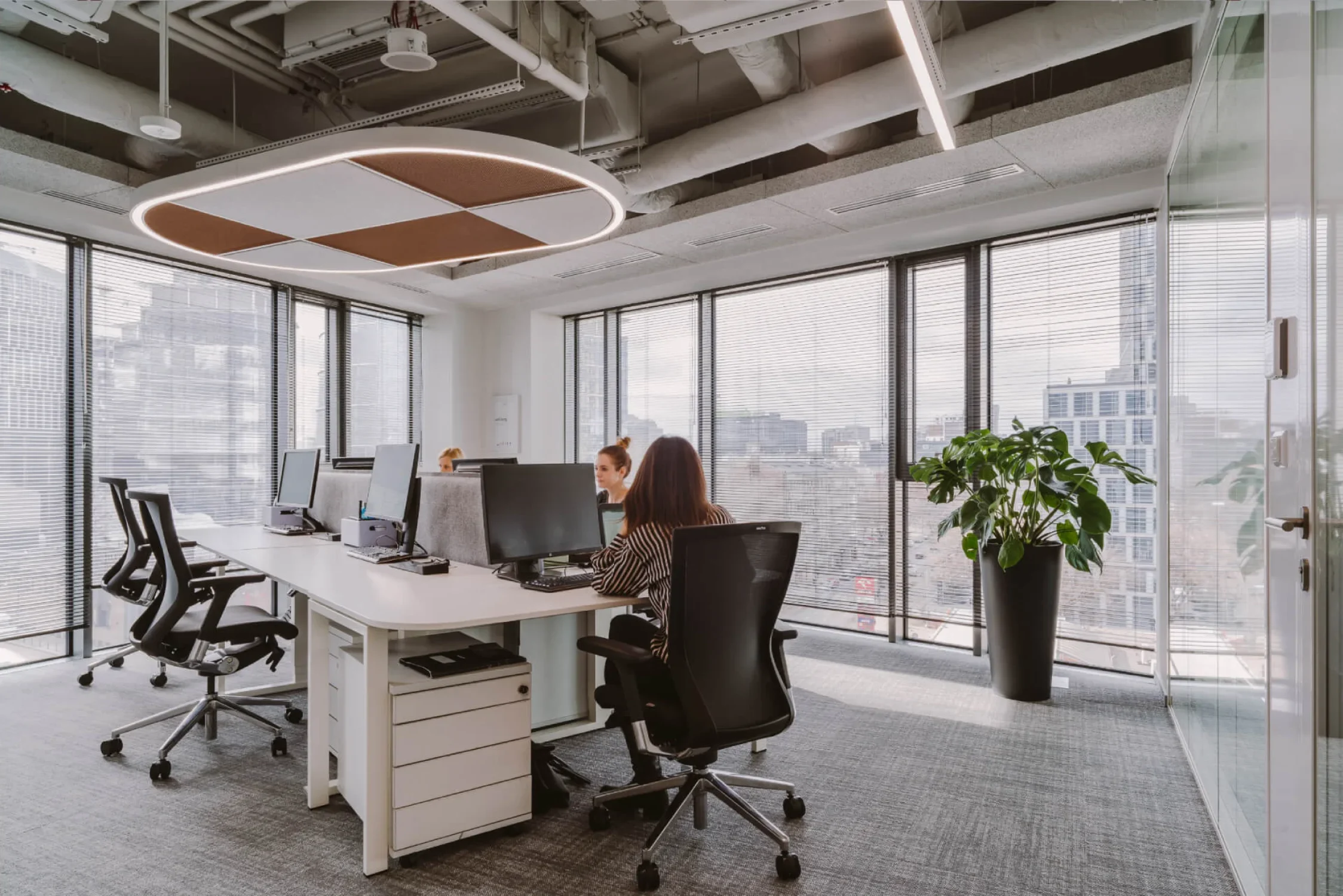 L’Oréal office interior — photograph 26 of 41