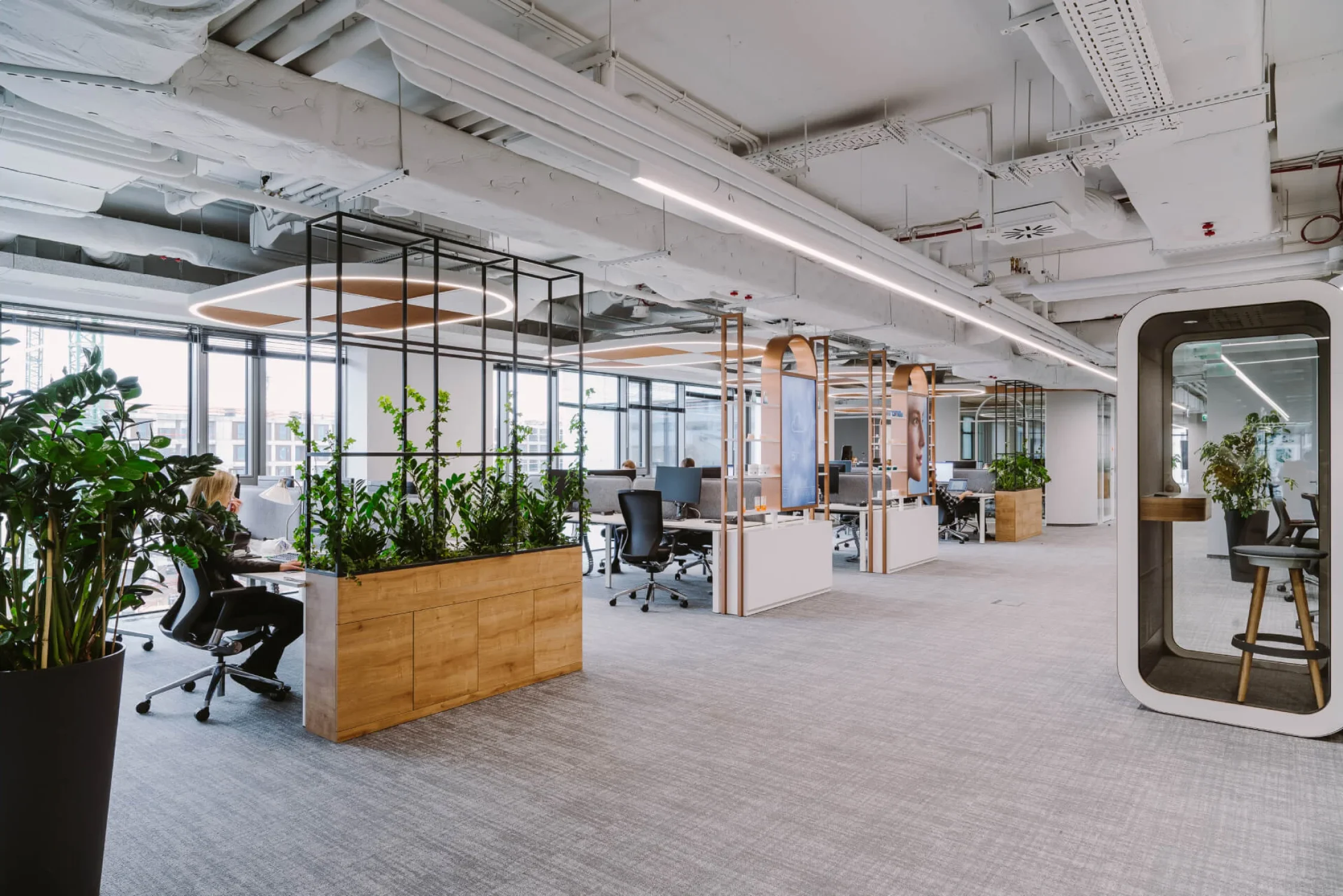 L’Oréal office interior — photograph 22 of 41