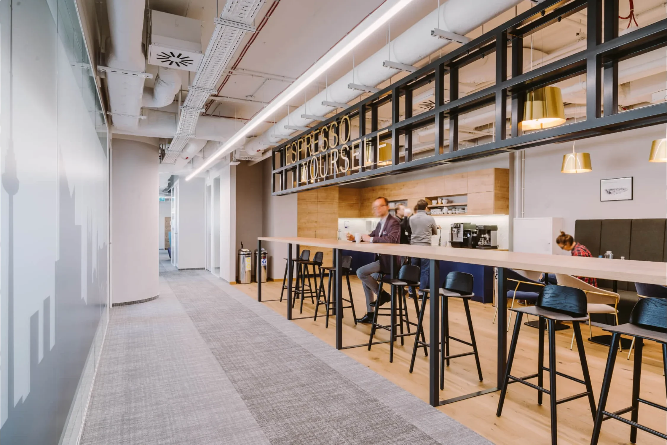 L’Oréal office interior — photograph 36 of 41