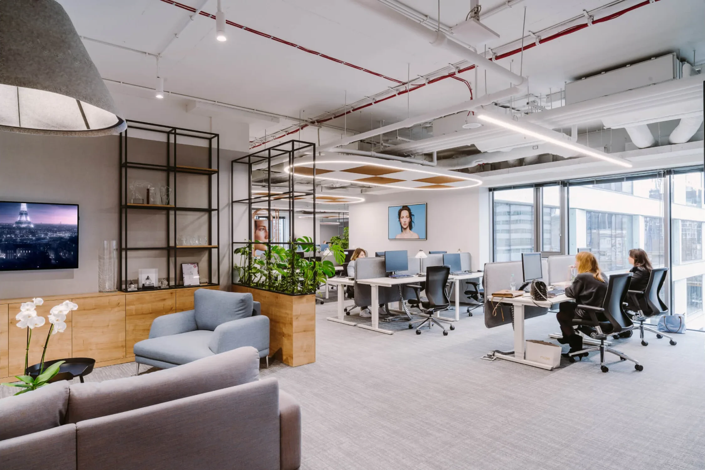L’Oréal office interior — photograph 24 of 41