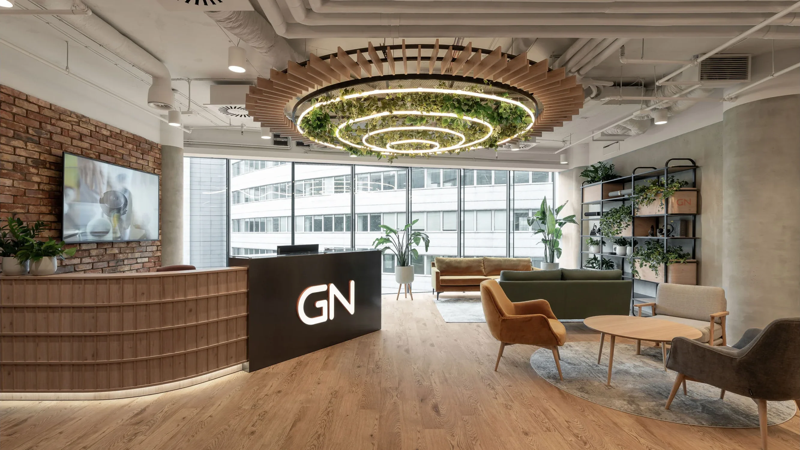 GN Polska office, Saski Crescent interior — photograph 2 of 11