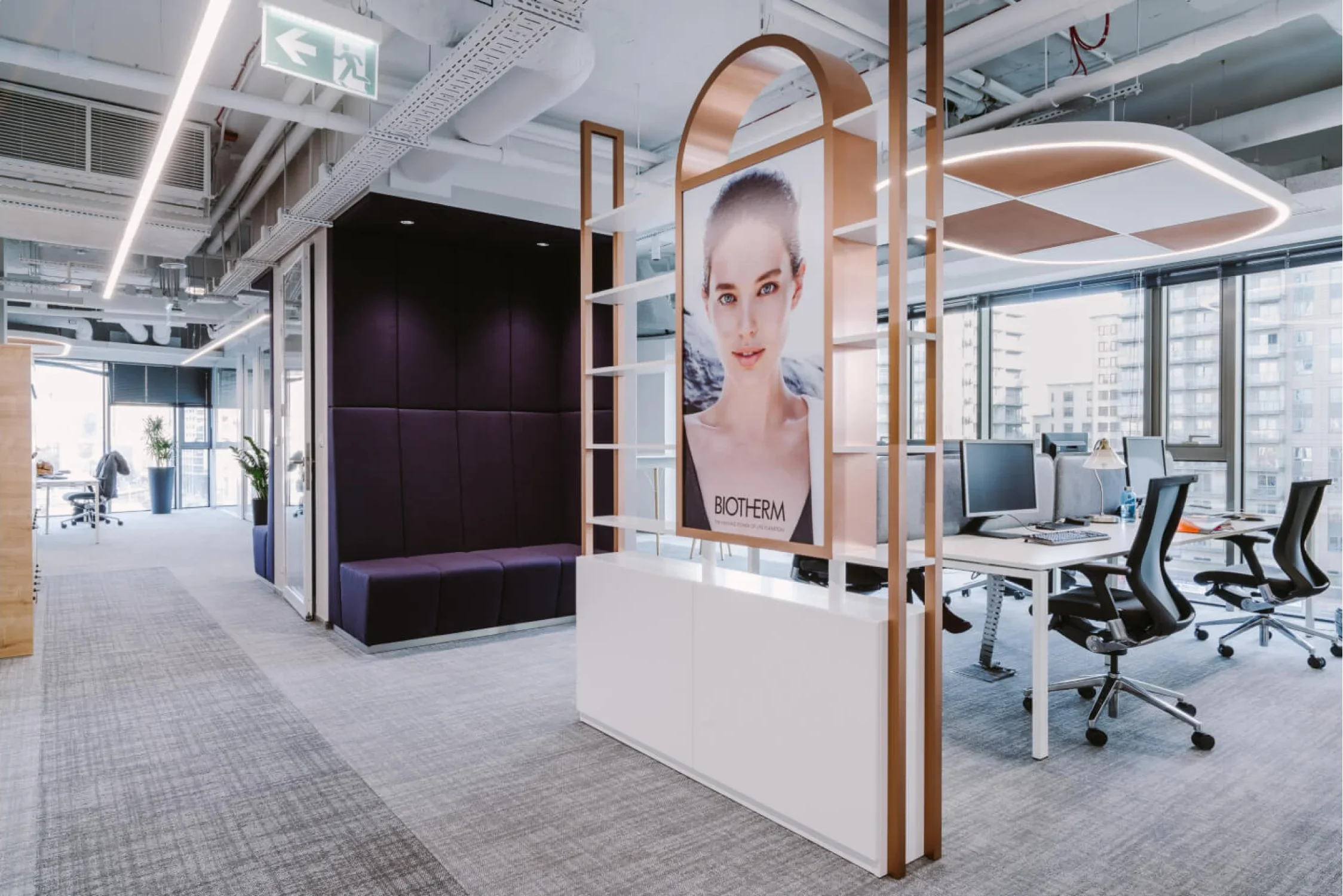 L’Oréal office interior — photograph 5 of 41