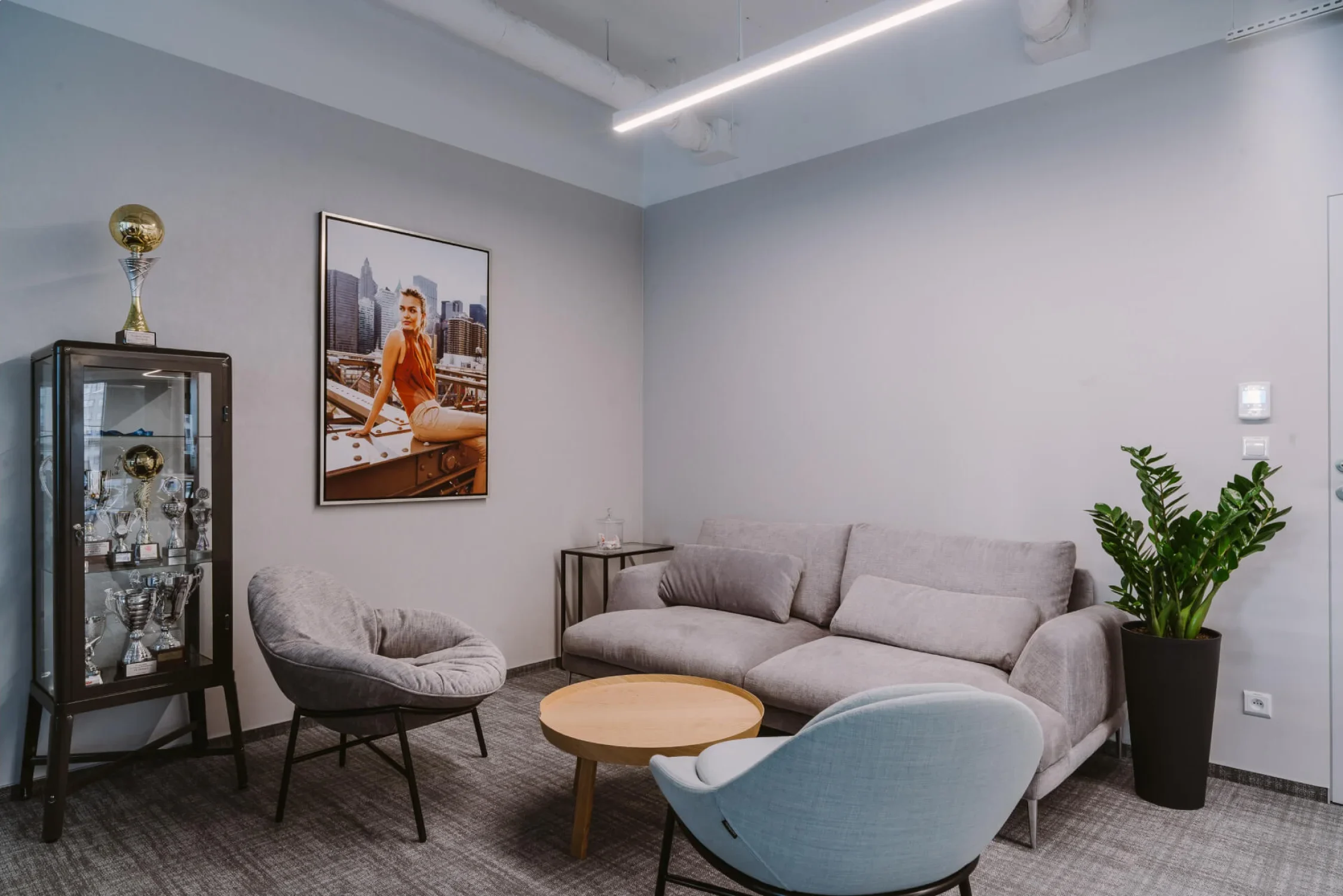 L’Oréal office interior — photograph 39 of 41