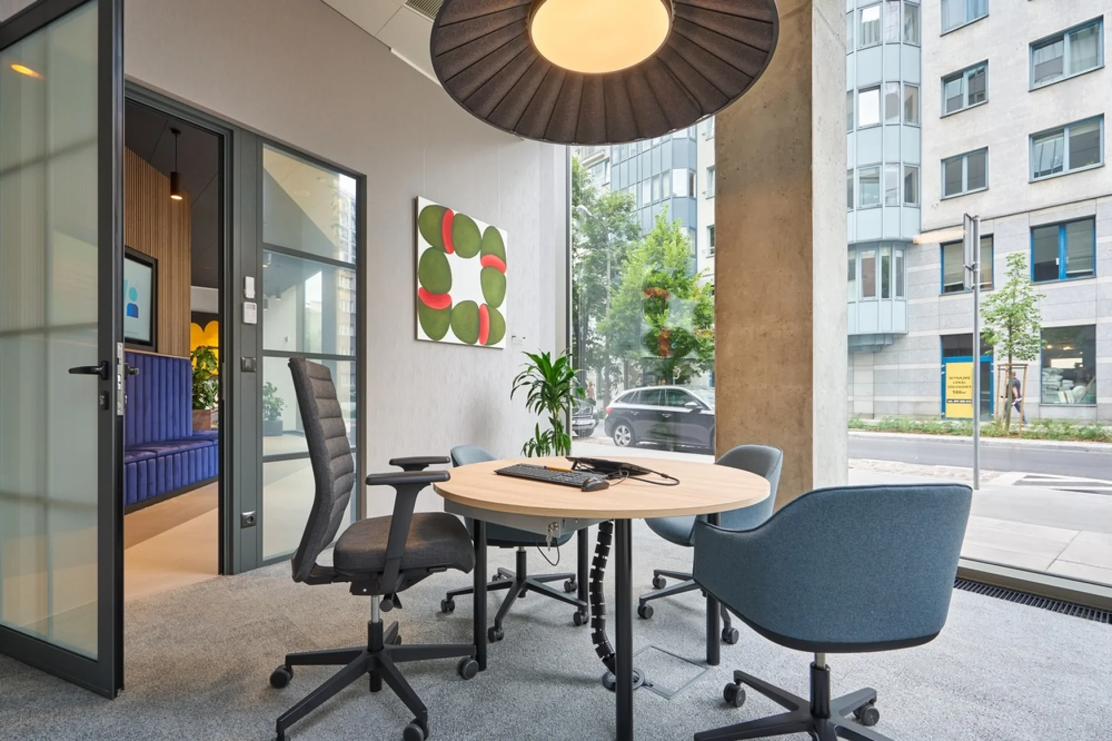 PKO Bank Polski Norblin branch interior — photograph 14 of 23